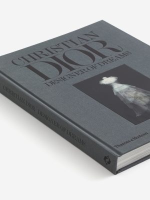 Christian Dior - Designer of Dreams 9780500021545