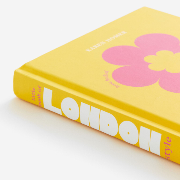 The Little Book of London Style 9781802792744