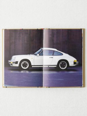 The Story of Porsche 9781802792911