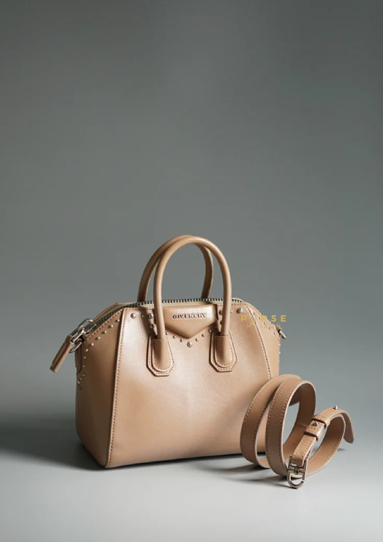 Designertassen - De Essentials 9789036649582