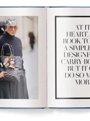 The Ultimate Guide to Dior Bags 9783961717132